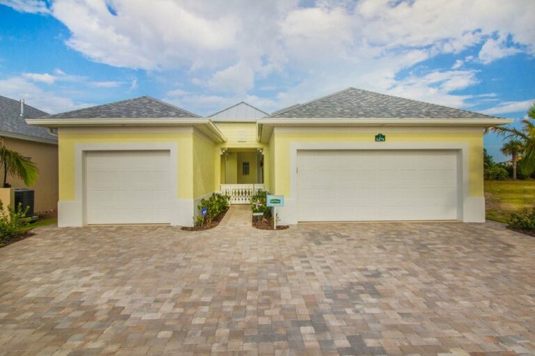 Exteriors Capron Ridge Home Builder, Cashel Village Home Builder