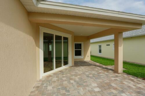 large lanai - screened